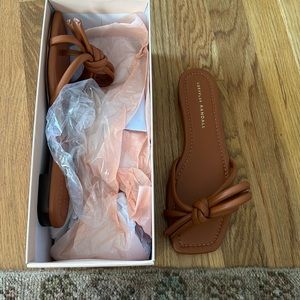 Leaflet Randall flip flop one size too big for me